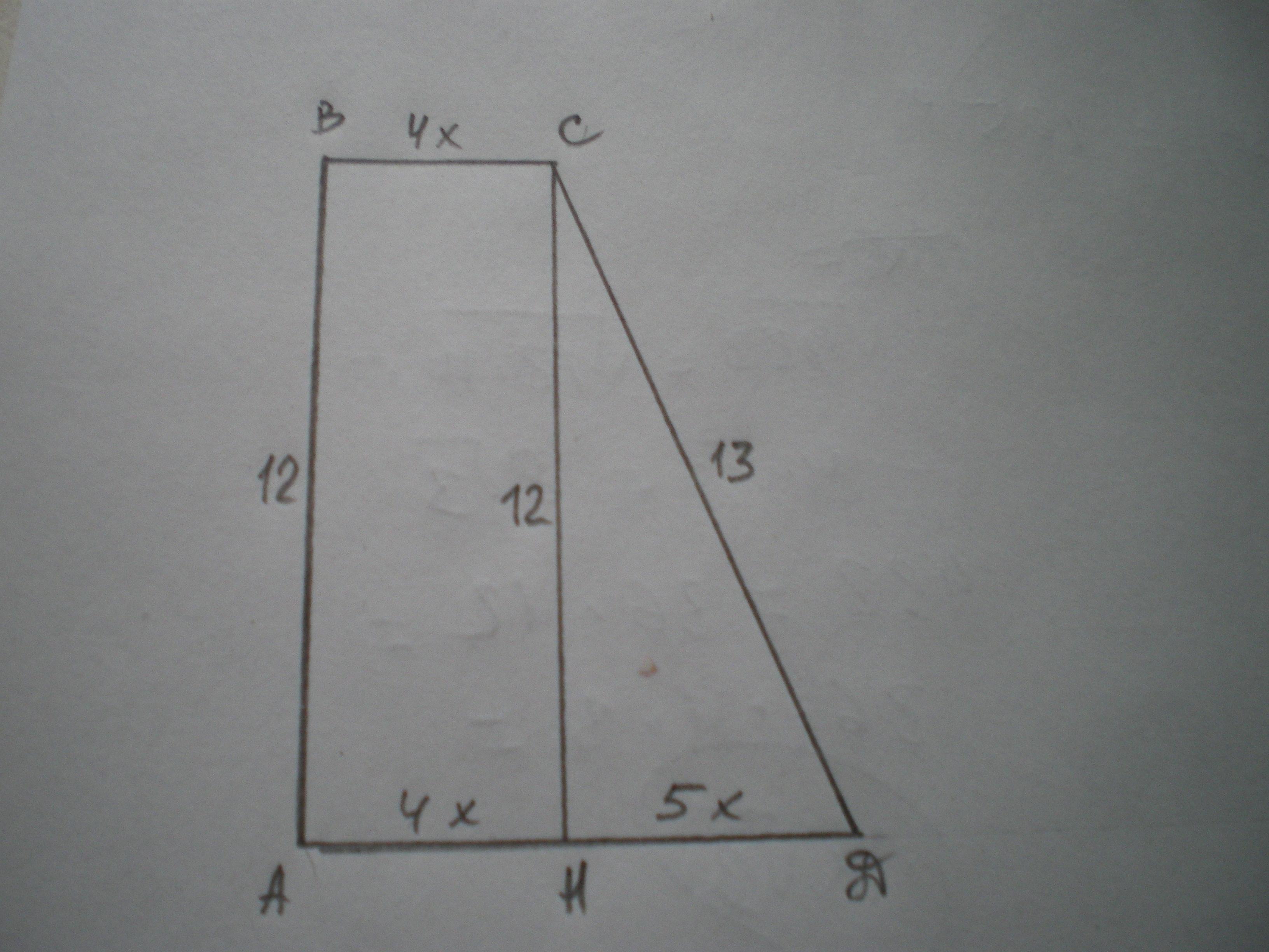 В прямоугольном трапеции боковые. Трапеция ab=12. Площадь трапеции абсдш СН 12 см СД 13. Прямоугольная трапеция АВСД. P=144 трапеция.